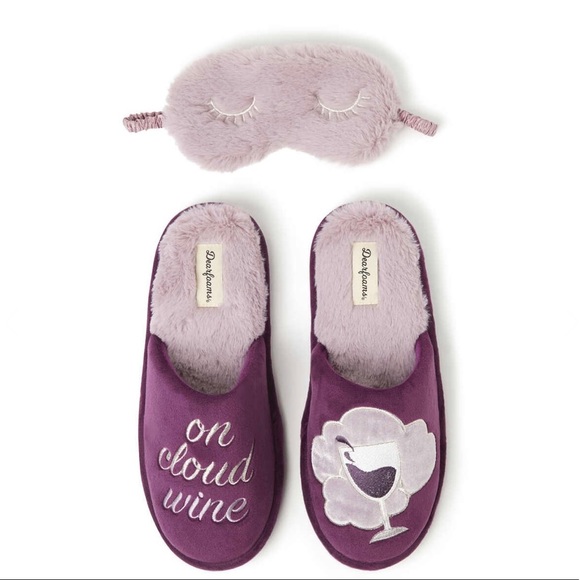 dearfoams Shoes - DEARFOAMS - Women's Cloud Wine Scuff Slipper with Sleep Mask - Purple